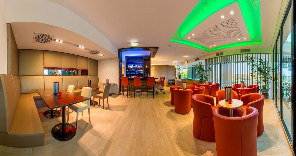 All In Red Thermenhotel لتزمانسبرغ المظهر الخارجي الصورة
